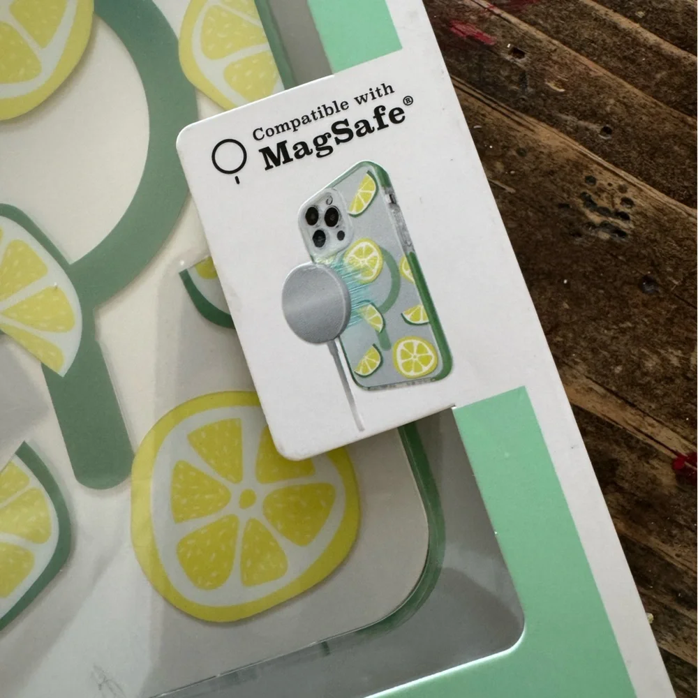 NANETTE LEPORE lemon iPhone case for 13/12pro max🍋protect your phone and lens!